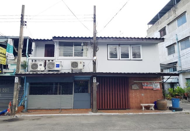 ขายทาวน์เฮ้าส์ หมู่บ้านรุ่งเรืองนิเวศน์ ซอยติวานนท์-ปากเกร็ด 3 เนื้อที่ 36 ตร.ว. 2 หลังติดกัน